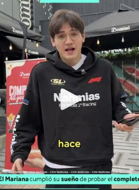 Lámina 2 de 2: Video de CHV Noticias Trends: El Mariana comiendo frente a un local Domino