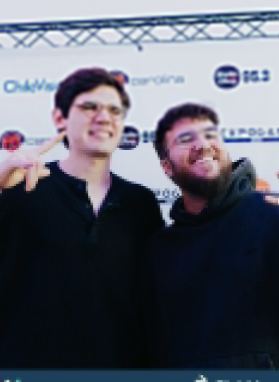 Lámina 1 de 7: El Mariana con El Go10 en el panel de prensa