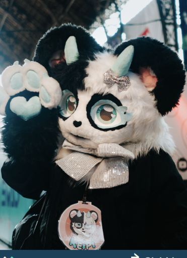 Lámina 3 de 7: Furry panda