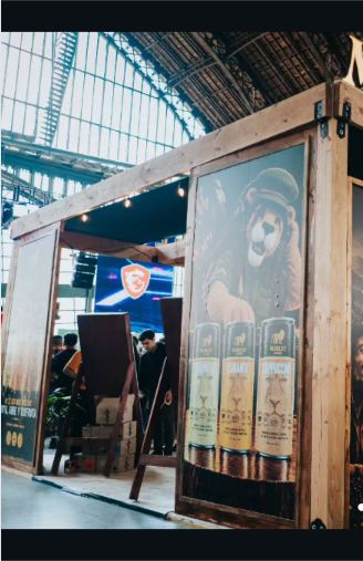 Lámina 1 de 3: Stand de Marley Coffee (sin gente)